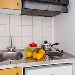 Nikoleta 4 *